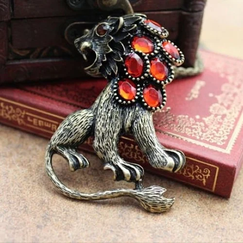 В винтажном стиле в виде льва длинное ожерелье 2020 новые модные красные акриловый