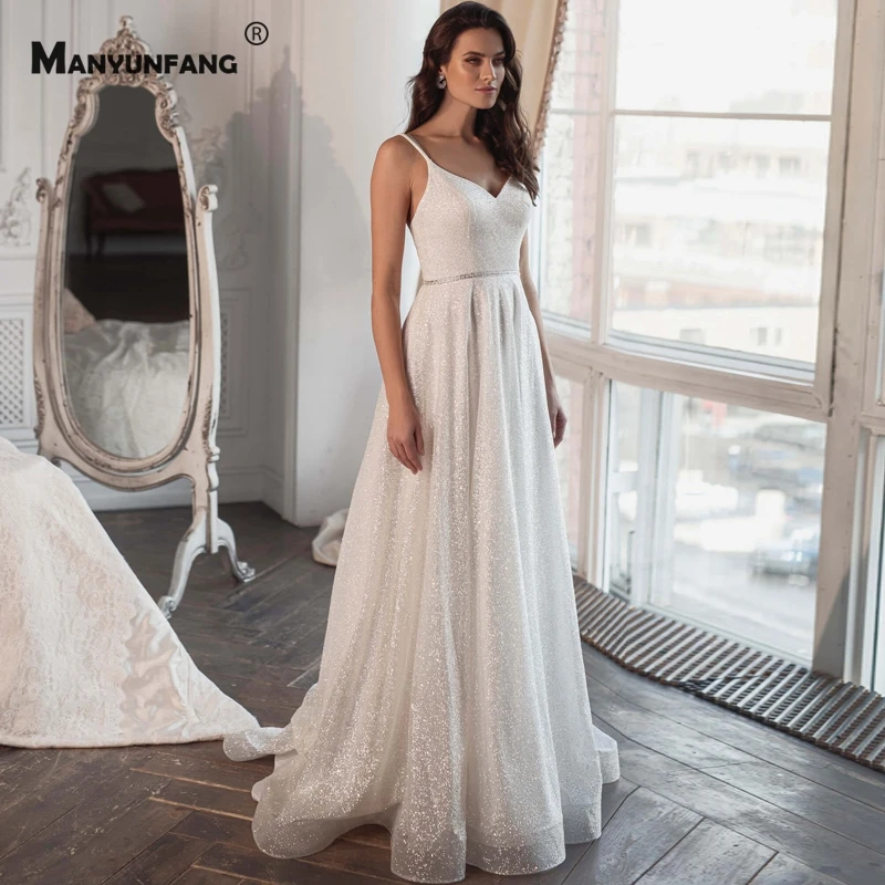

Custom Made Spaghetti Straps Sleeveless V-Neck A-Line Wedding Dress for Women High-End Shiny Zipper Back Court Train Bridal Gown