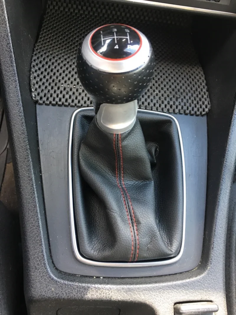 Чехол на ручку переключения передач для Audi A4 (2001 2008) B6 2005) A6 C5 (2001) / Seat Exeo (2011)