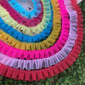 Кружевная ткань гипюровая, ширина 2,5 см, 1 м