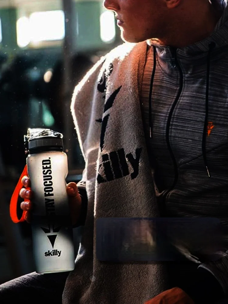 

Outdoor Sport Water Bottles Portable Large Capacity Water Bottles Creative Water Bottles Botella Deportiva Drinkware BD50WB