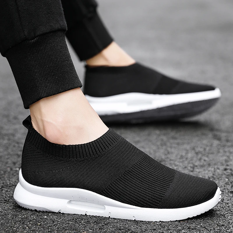 

VANDOWEN White Men Shoes Sport Running Sneakers Men Fashion Slip On Flat Casual Walking Shoes Men Comfy Casual Shoes Male 2021