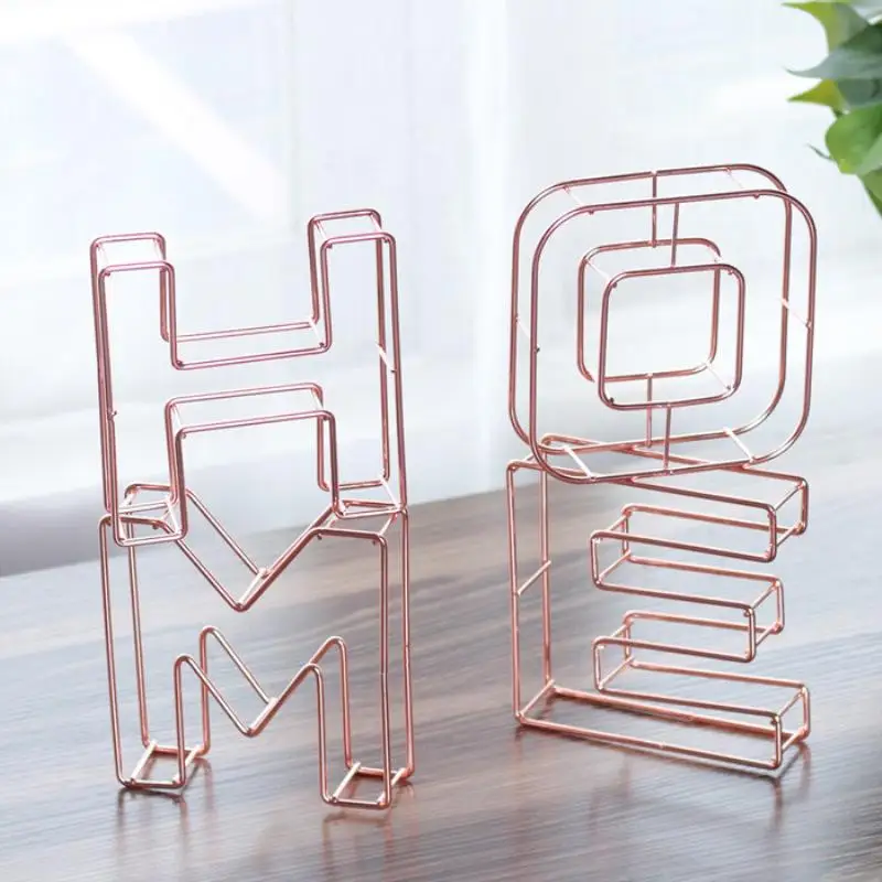 Розовое золото в форме буквы ремесла Железный художественный креативный