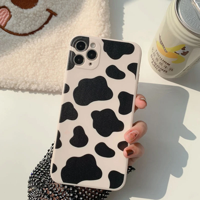 

Cow pattern Black and white style silicone phone case for iphone xs max 7 13 11 pro max 12 mini xr x 8 plus capa conque