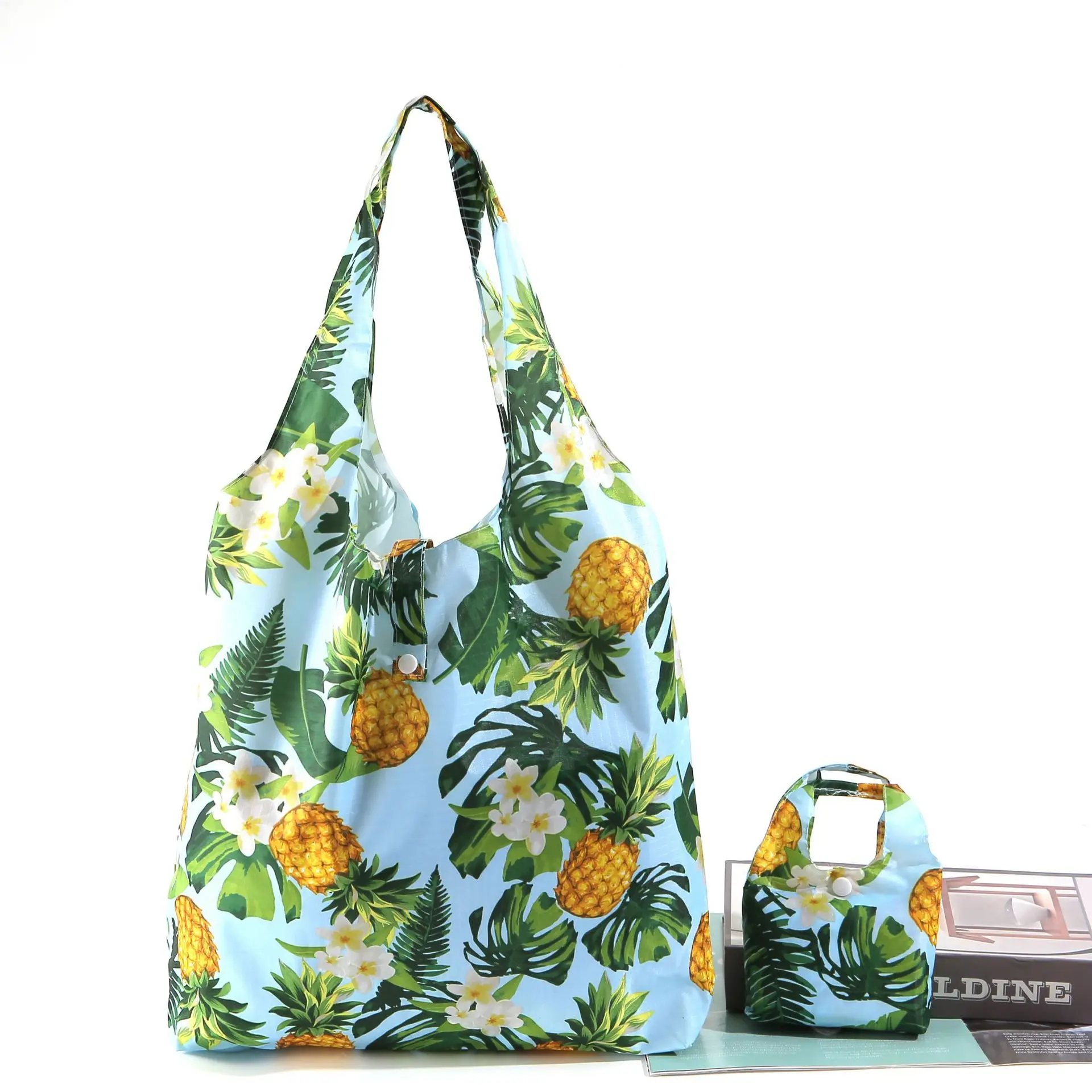 

Waterproof nylon Hawaii tree flowers reusable extra large tote bags for women