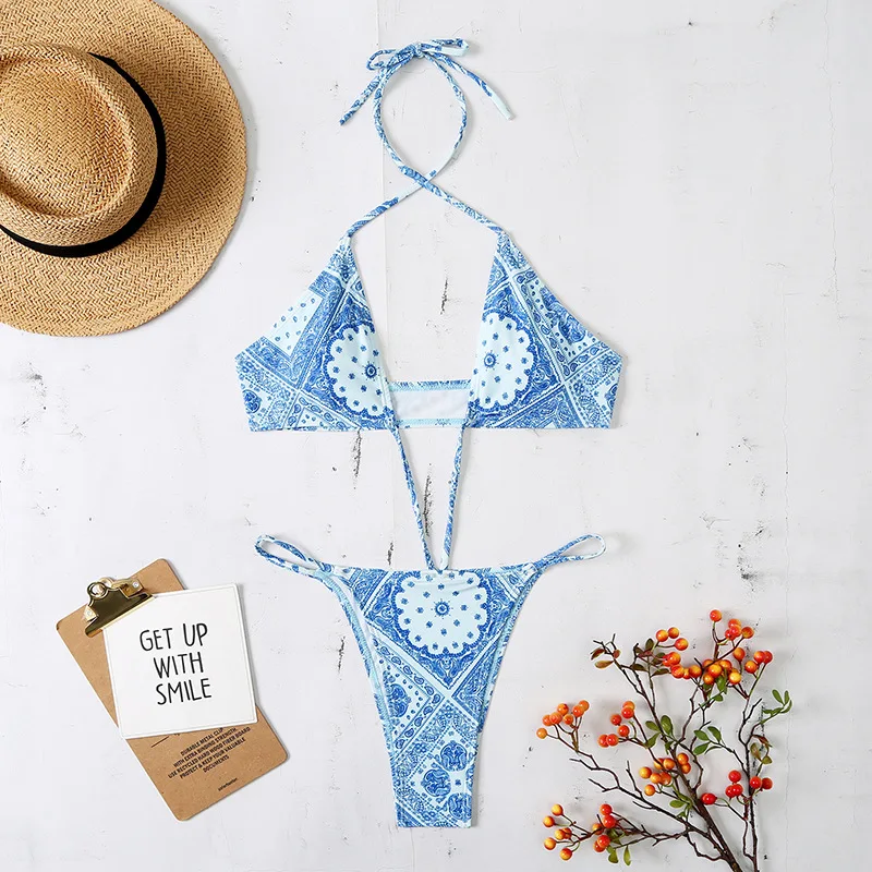 

Купальник-бикини женский с чашками пуш-ап и высоким вырезом