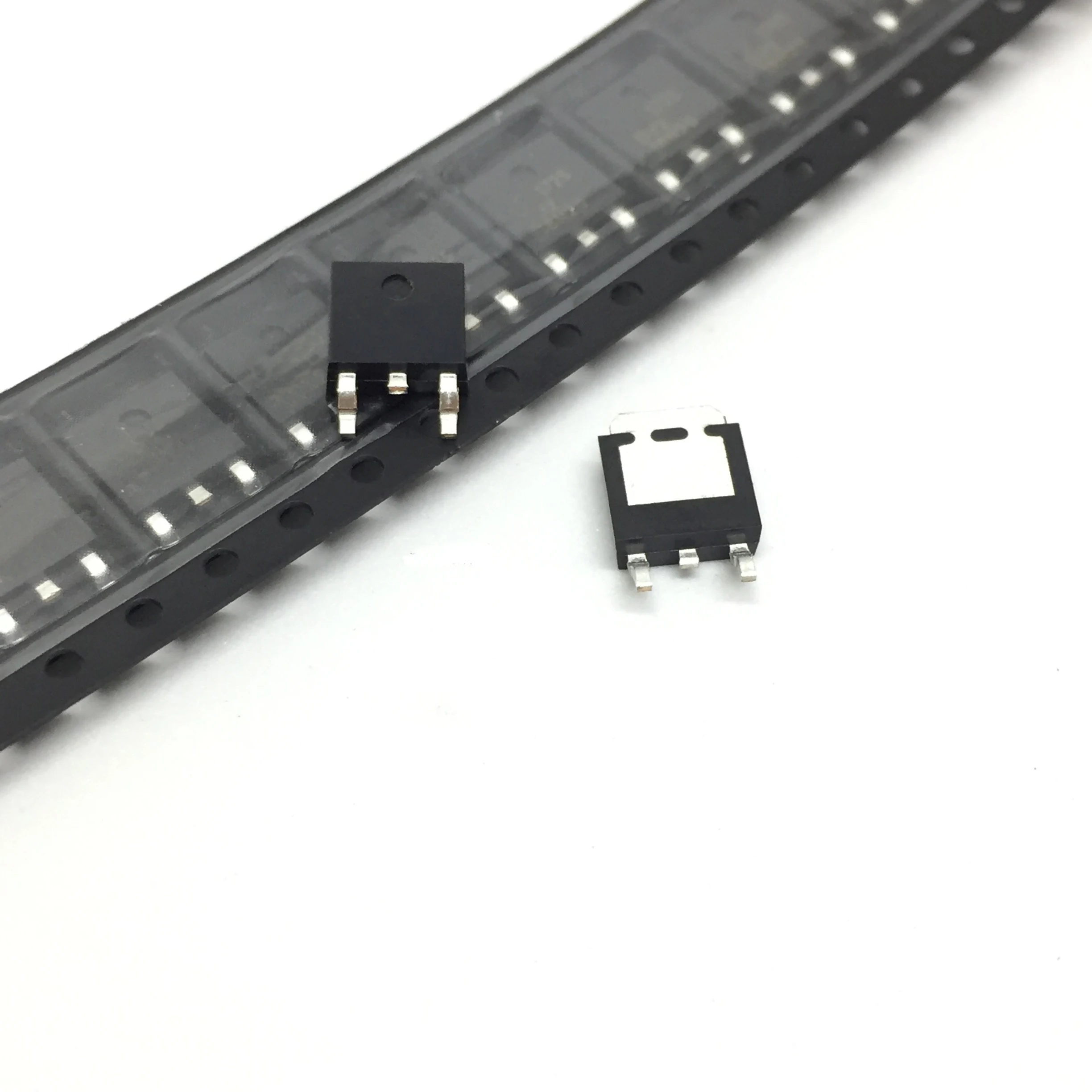 Новинка [20 шт./лот] STD85N3LH5 85N3LH5 85N3L to 252 Power MOSFET N CHannel 30V 80A DPAK|Хранилища для