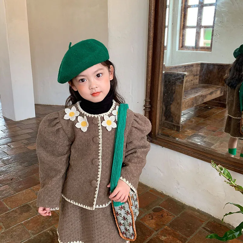 

Осень 2021, новинка, детская одежда HAYANA, комплекты для девочек, пальто с цветочным рисунком и юбка, корейский Детский костюм из 2 предметов