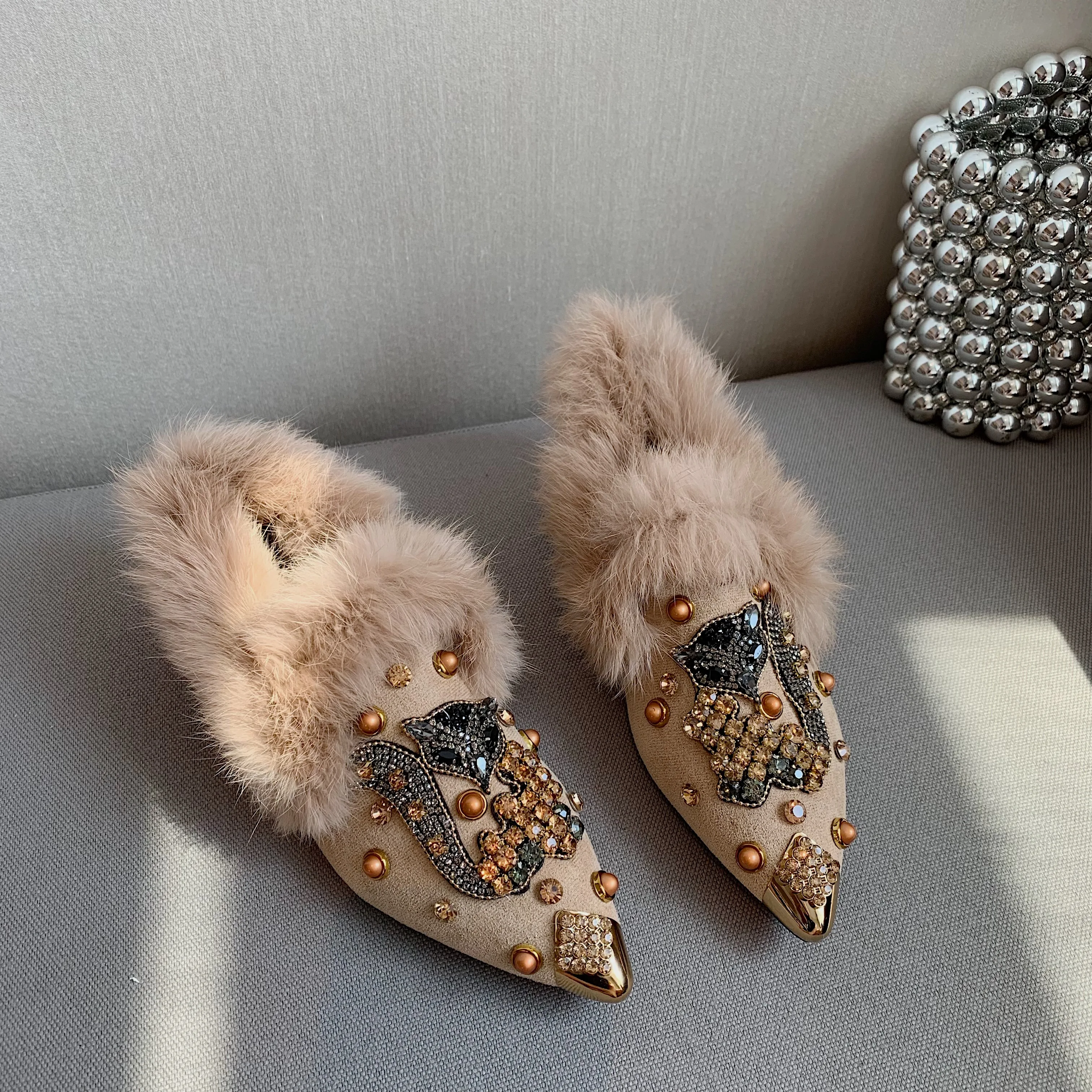 Женские пушистые туфли на плоской подошве зимние теплые роскошные мюли