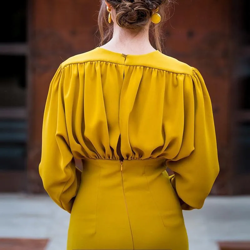 

Elegant v neck bodycon autumn dress women Batwing sleeve office lady party dress High waist slim female retro dresses