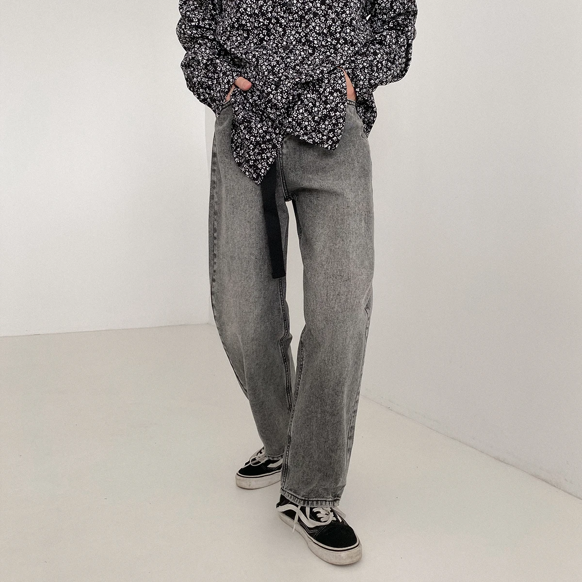 

Own belt jeans men's loose straight leg micro wide-leg trousers Korean version of the trend of retro wild tide brand