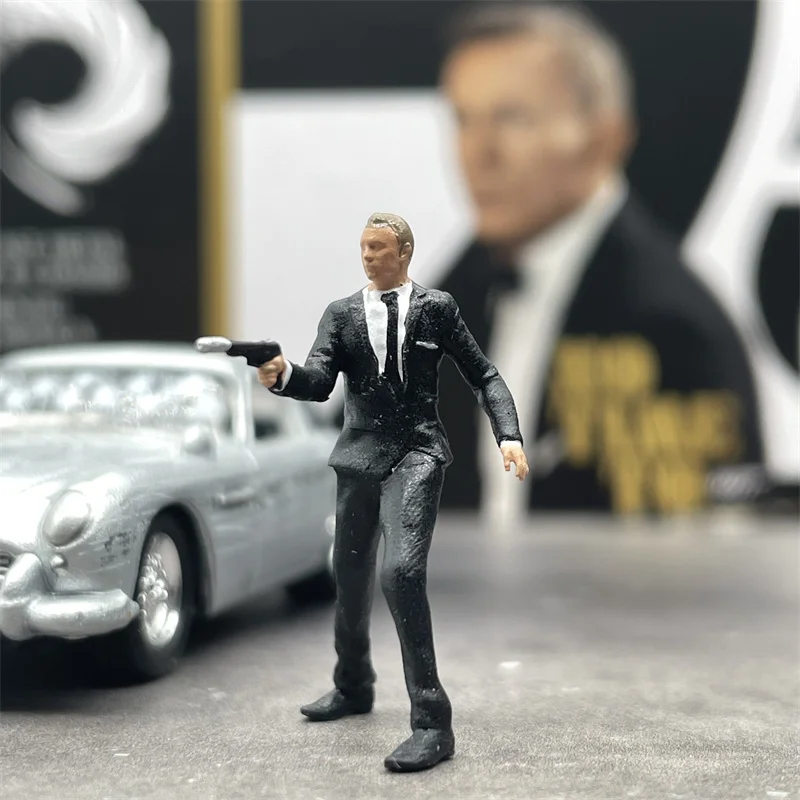 Масштаб 1/64 модель 007 подъемник пистолета Джеймс Бонд литая машинка статическая