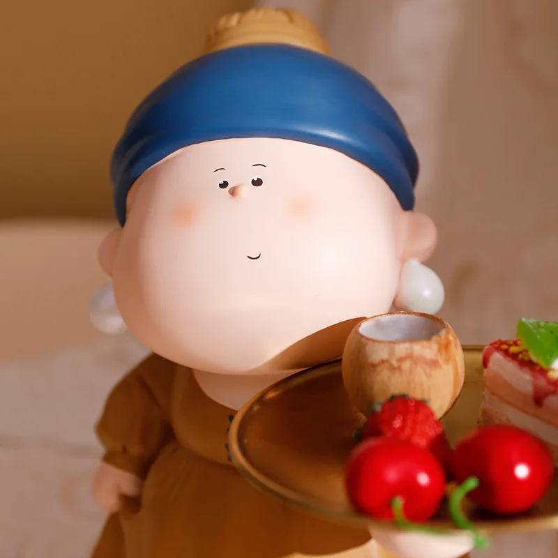 

Art Gallery Girl with Pearl Earrings Desktop Decoration Home Entrance Decoration Living Room Decoration Tray Storage