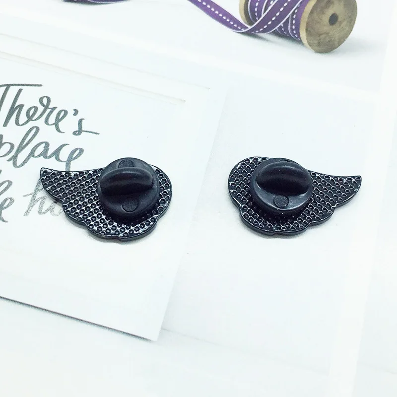 Мультяшные милые маленькие броши в виде крыльев для женщин парные значки