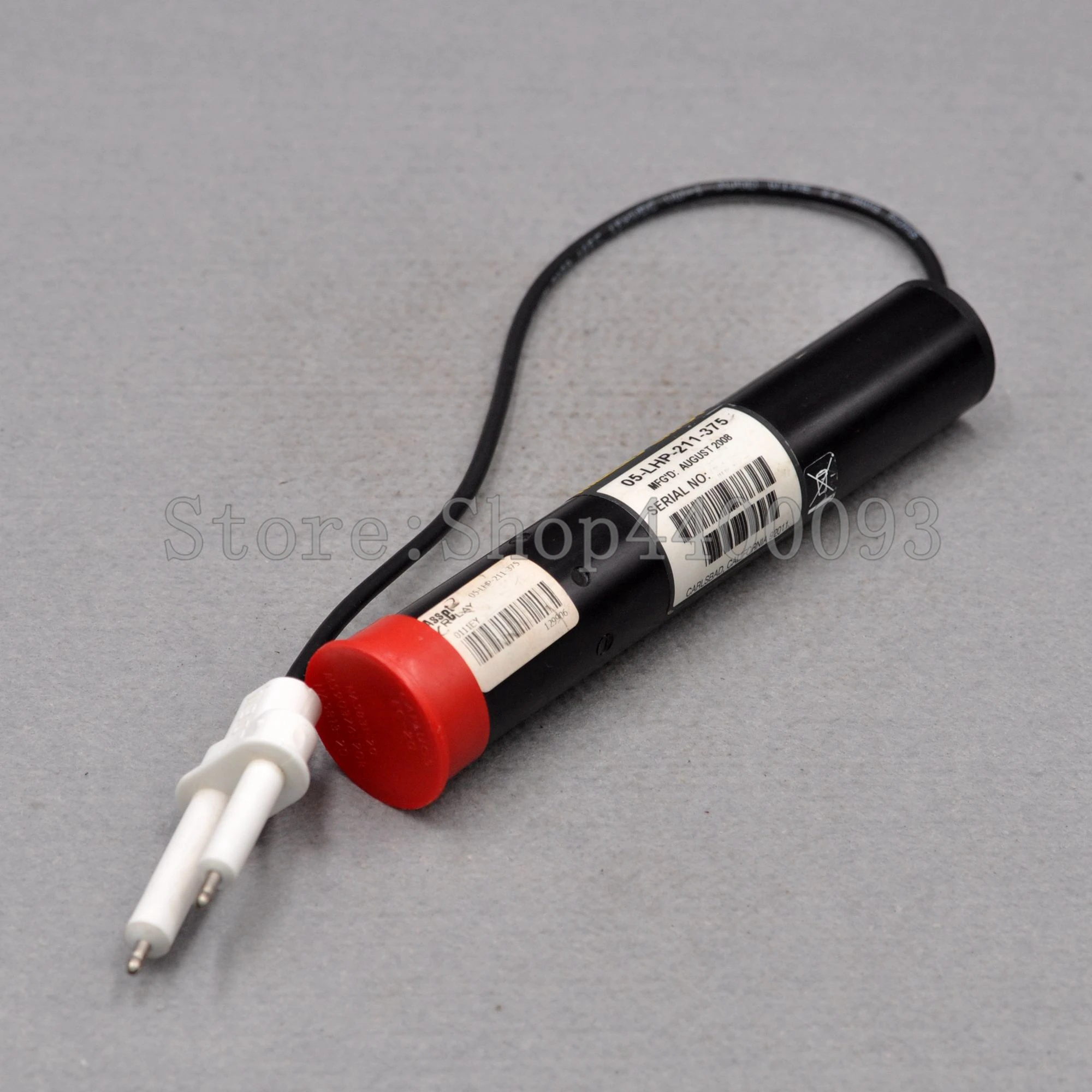 

MELLES GRIOT 05-lhp-211-375 He Ne laser head wavelength 632.8nm beam diameter 0.46mm continuous output power 0.84mw