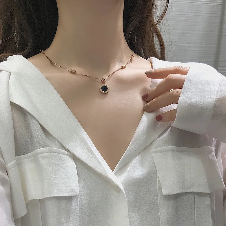 

Roman Necklace Female Clavicle Necklace Cold Simple Korean Design Necklace Personality Neck Pendant Ladies Necklace