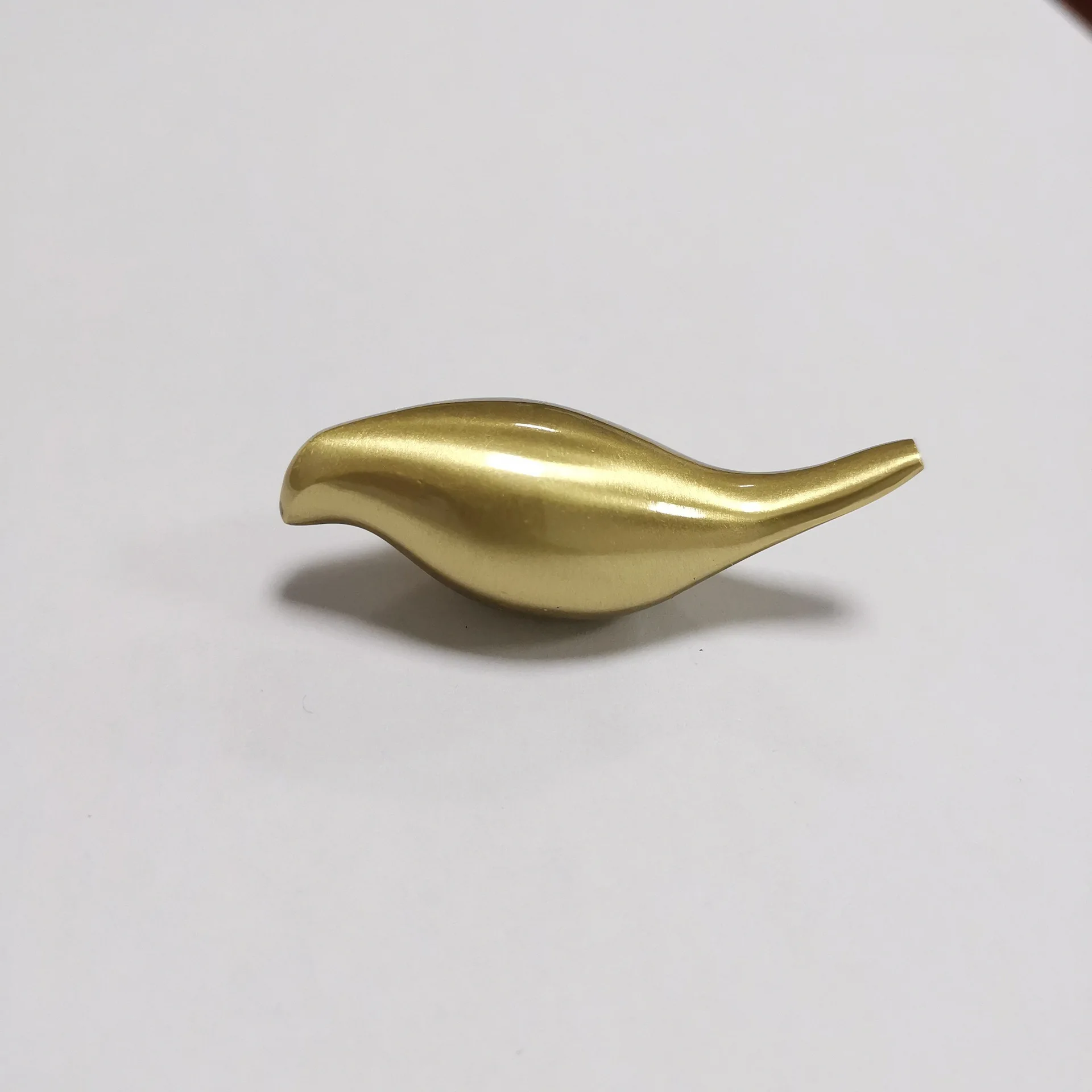 

DM 2-10pcs/Set Brass Solid Little Birds Glossy & Carving Door Handle Cabinet Pulls Furniture Fitting Kits Home Cupboard Knobs