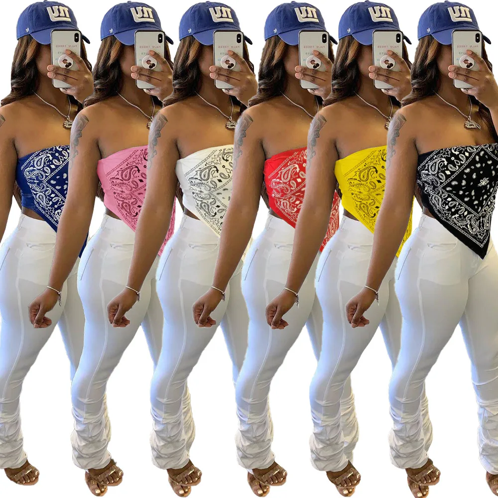 Женский укороченный топ с банданой и графическим рисунком размера плюс