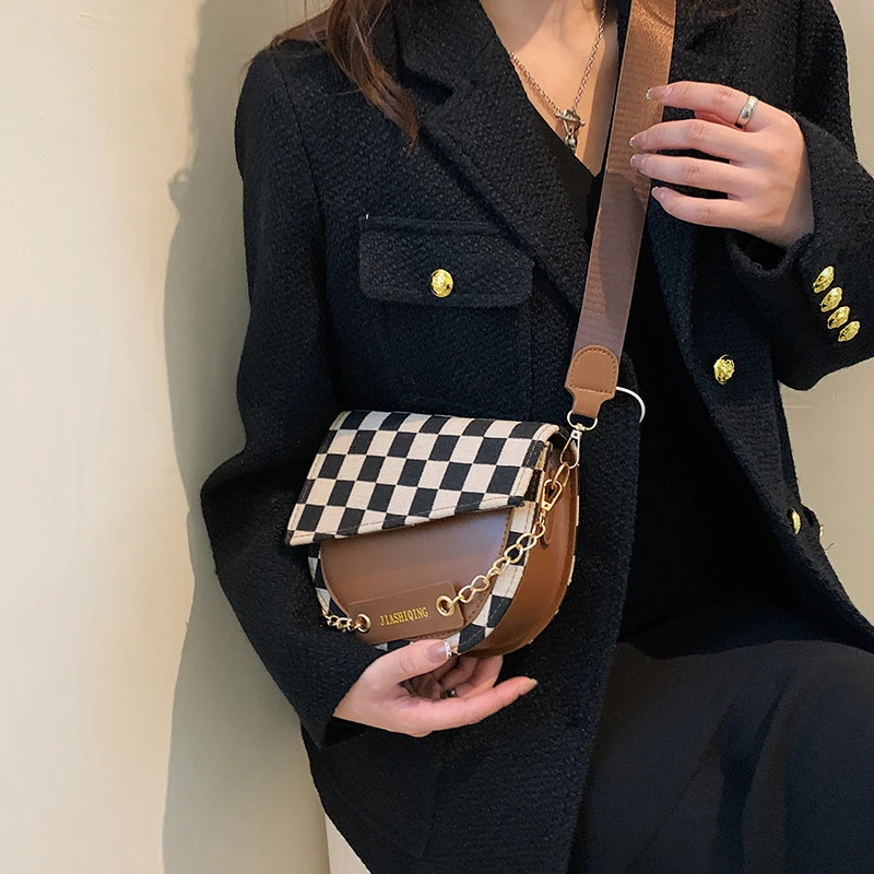 

Fashion Plaid Saddle Shoulder Bag Woman Designer Pu Stitching Crossbody Bag Ladies Luxury and Simplicity Women's Cosmetic Bag