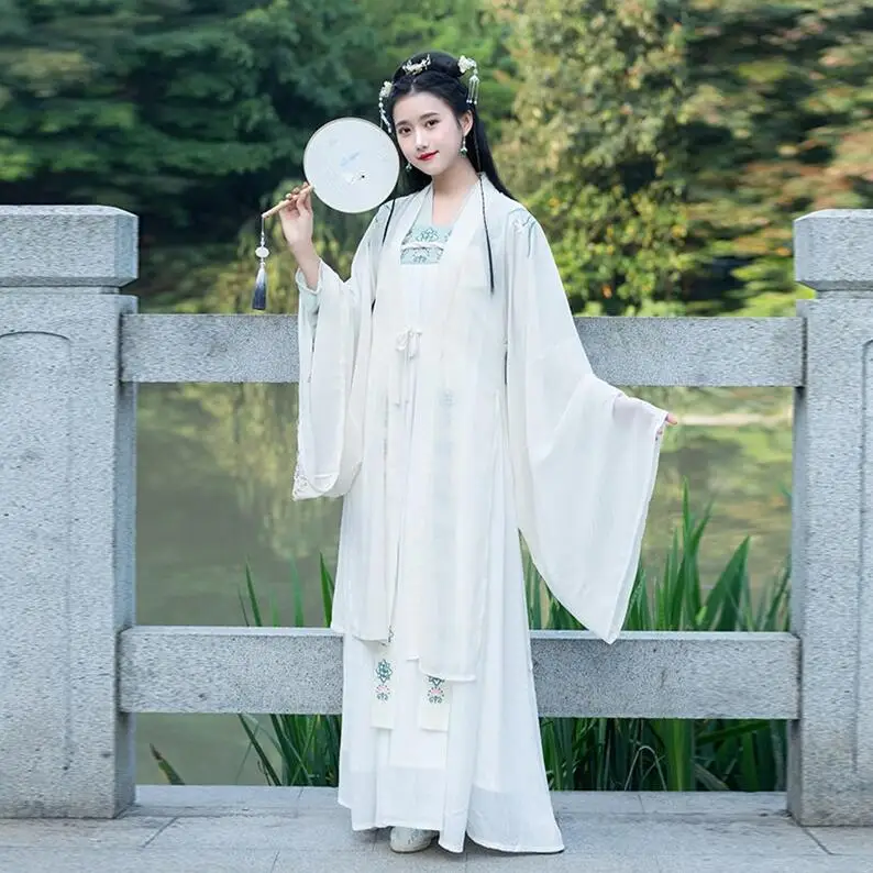 

Traditional Wei Jin Wind Chinese Female Chest-length Large-sleeved Embroidered Chiffon Top Skirt Daily Suit