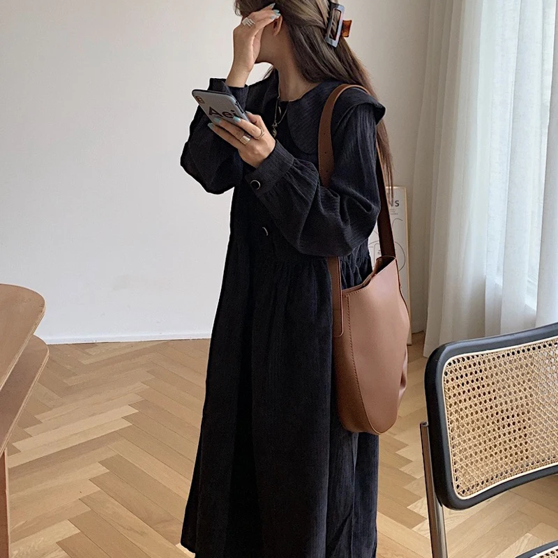 

Lucyever Vintage Corduroy Women Dress Loose Autumn Long Sleeve Peter Pan Collar Black Winter Solid Causal Ladies Vestidos 2021
