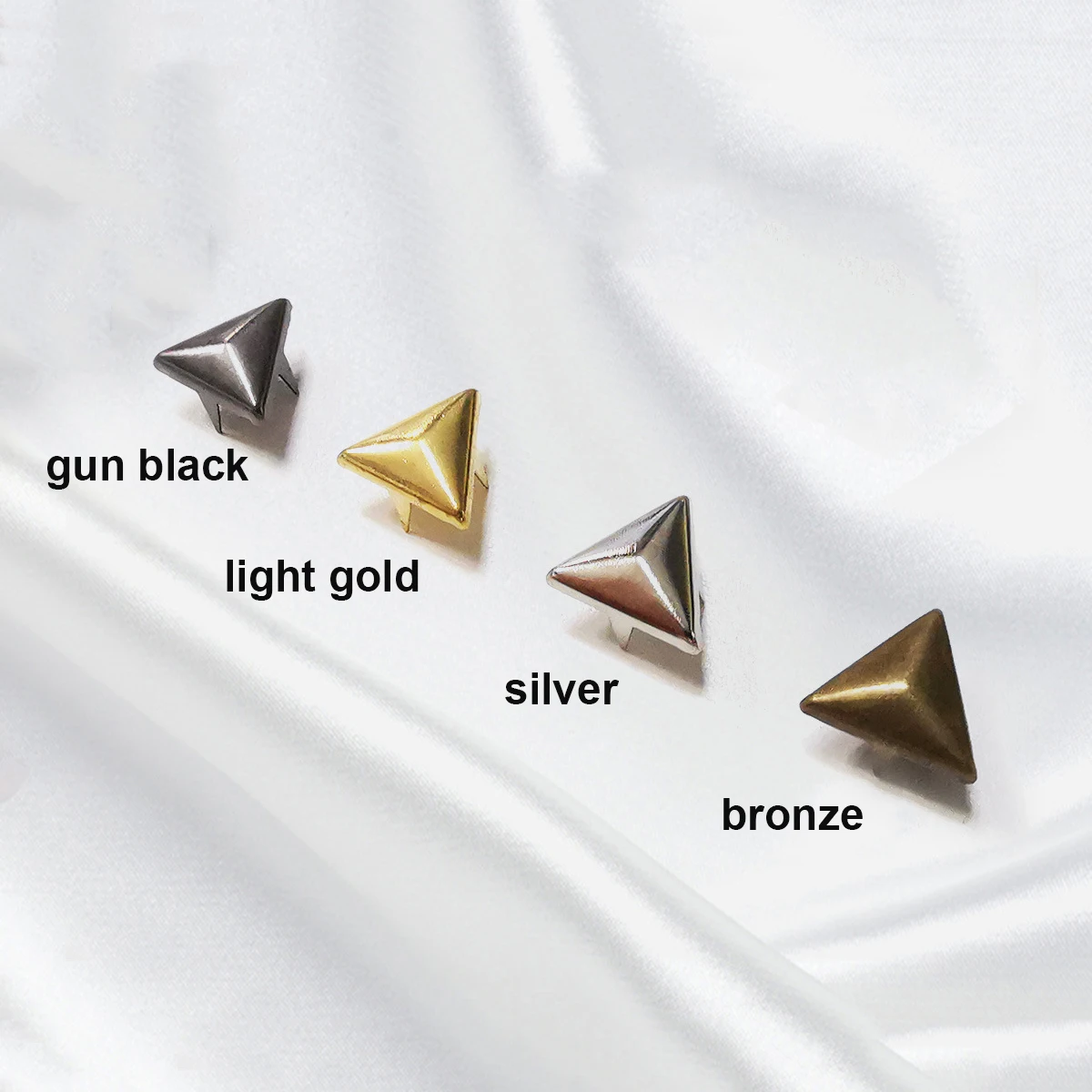 Латунные Треугольные заклепки в форме когтей 100 комплектов модные для одежды