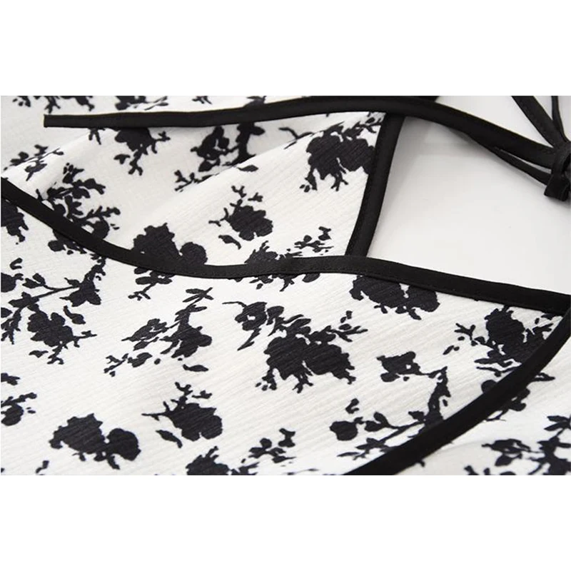 

2021 Women Floral Print Contrast Dress Summer New Style Cross Lacing Up V-collar Gathered Waist Korean Ladies Chic Frisk Vestido