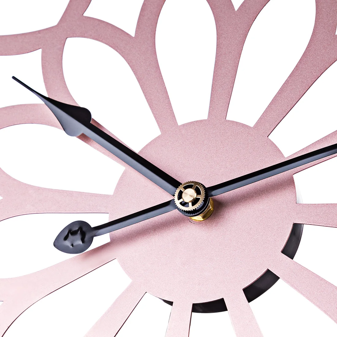 Европейский стиль металлические полые часы в форме цветка бесшумные настенные