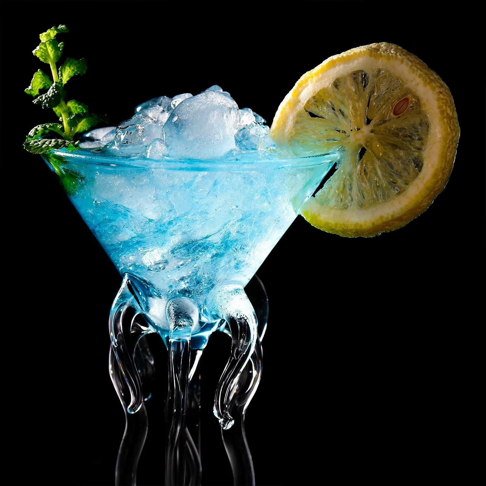 

GENNISSY Octopus Cocktail Glass Set of 2,Transparent Martini Glass Creative Jellyfish Glass Cup Juice Glass Great for Whiskey