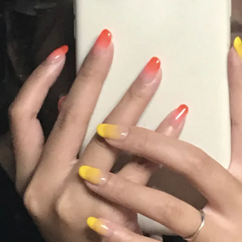 Гель для наращивания ногтей утолщенный меняющий цвет УФ светодиодный светильник