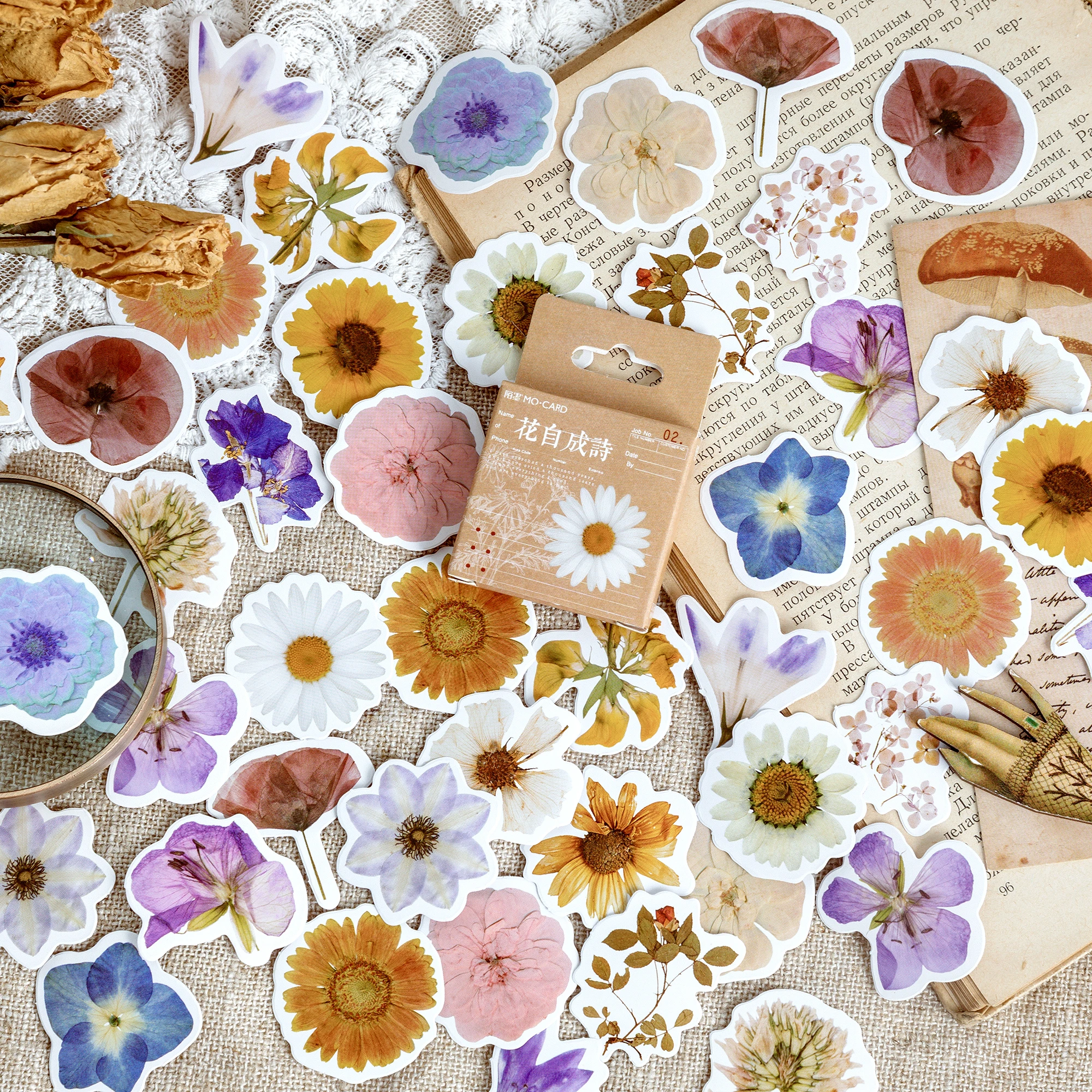 

46pcs Dried Flower Collection Stickers Set Mini Daisy Lavender Floral Sticker Decoration Adhesive Sealing Post Gift Diary F469