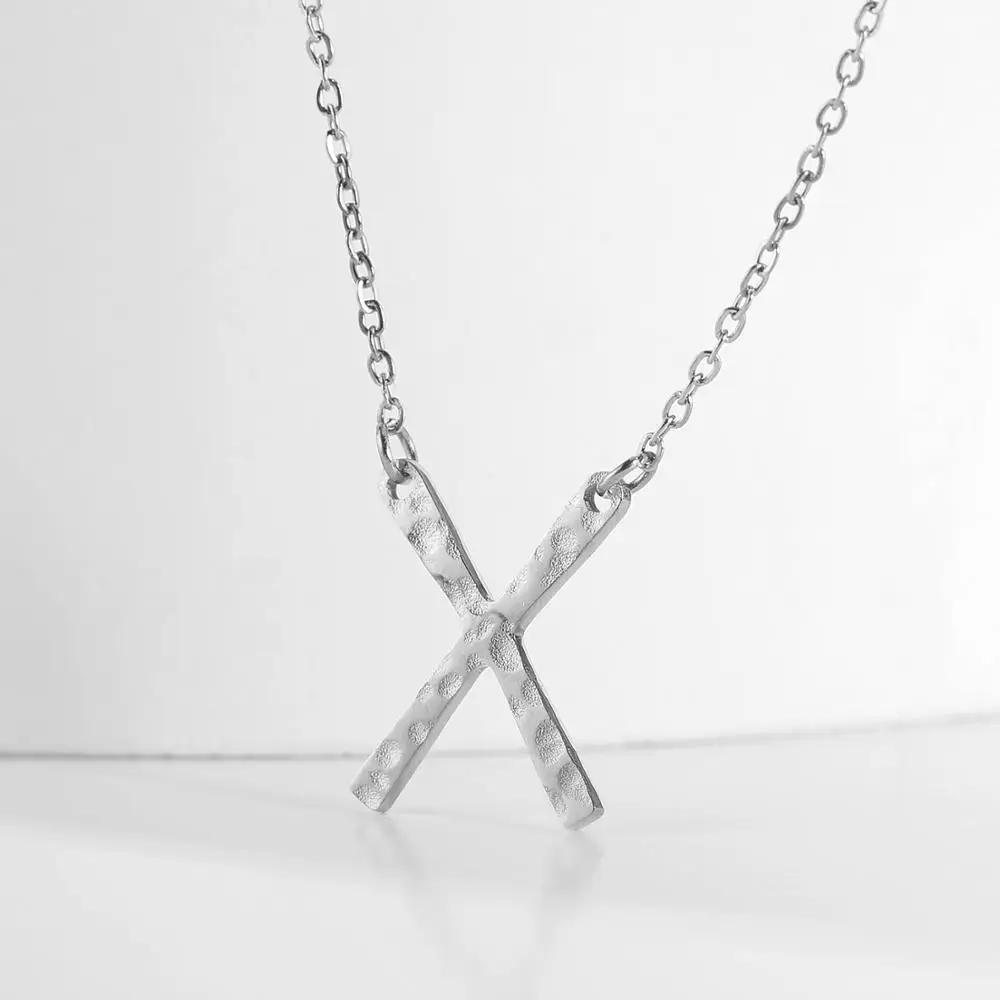 Laramoi модное женское ожерелье с подвеской БУКВЕННОЕ короткое Чокеры для вечеринок