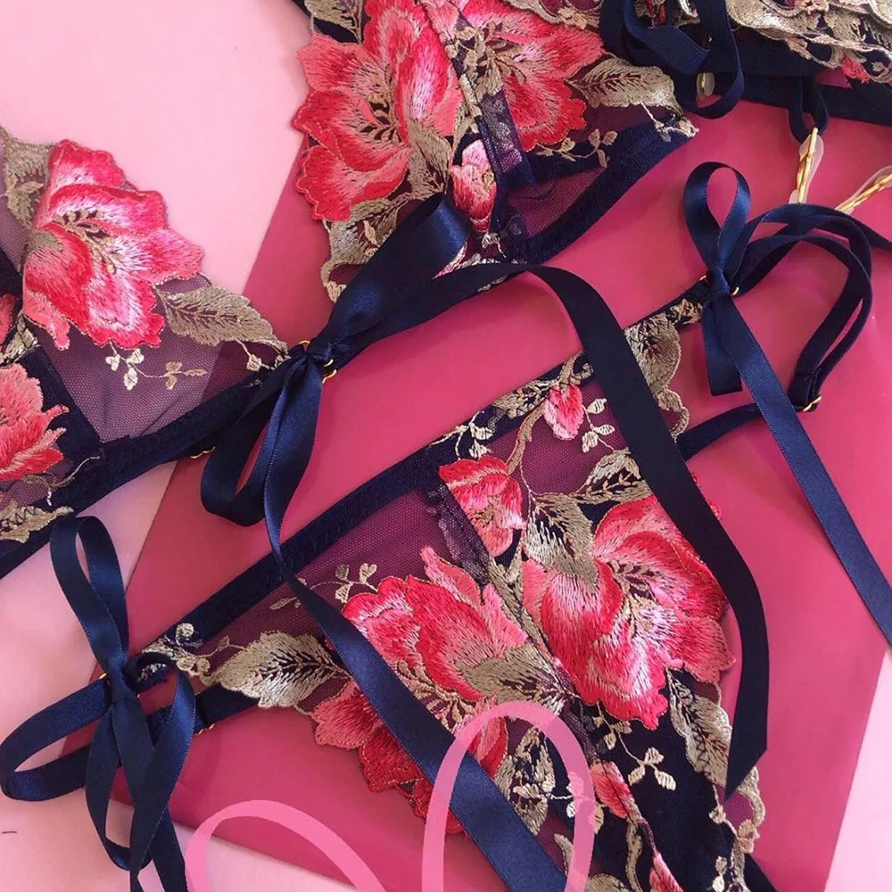 

3PC New Sexy Fashion G-String Thong Sleepwear Underwear Women Transparent Lingerie Flower Lace See-through Erotic Underwear