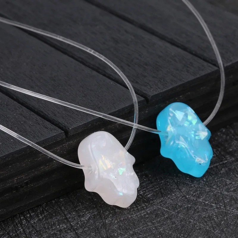 

Fashion Blue White Crystal Resin Opal Resin Hand Invisible Fish Line Necklace Pendant Necklace Women Choker Jewelry Gift
