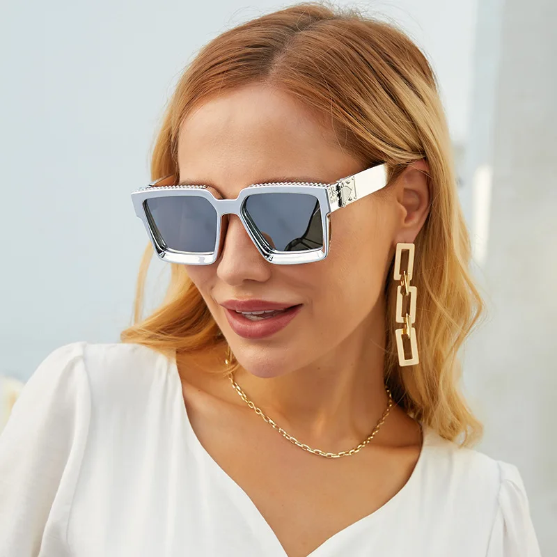 

Fashion Diamond Large Square Sunglasses Trendy Men and Women Luxury Brand Designer Sunglasses Personality with Chain Sunglasses