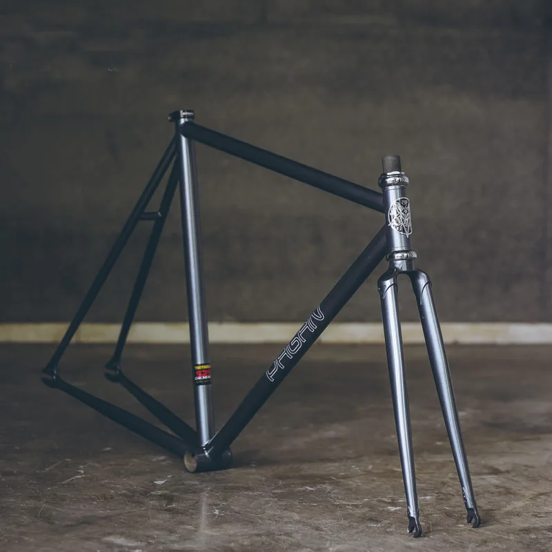 Рама для велосипеда fixie 525 труба хромированная молибденовая сталь Reynolds одна
