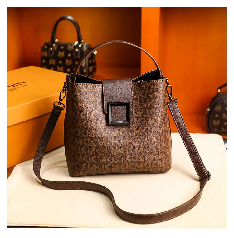 

Women's One Shoulder Crossbody Handbag Ladies Bucket Shape Bag Fashion PVC Leather All Match Messenger Bag Female Casual Tote