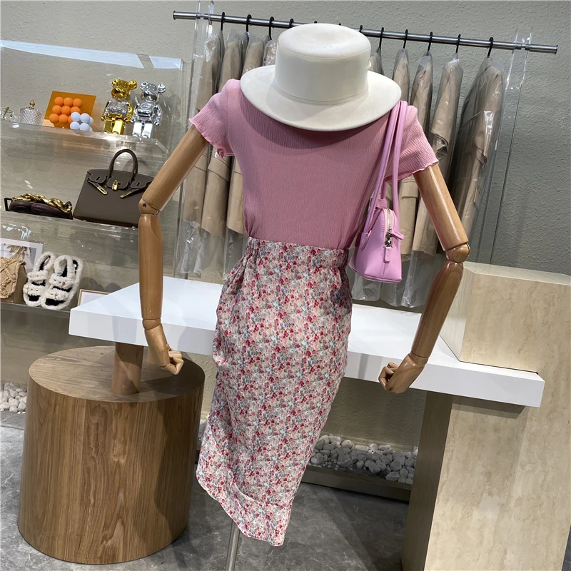 

Solid color V-neck wavy sleeve thin temperament cardigan + high waist drawstring flounces floral skirt 2 pieces set