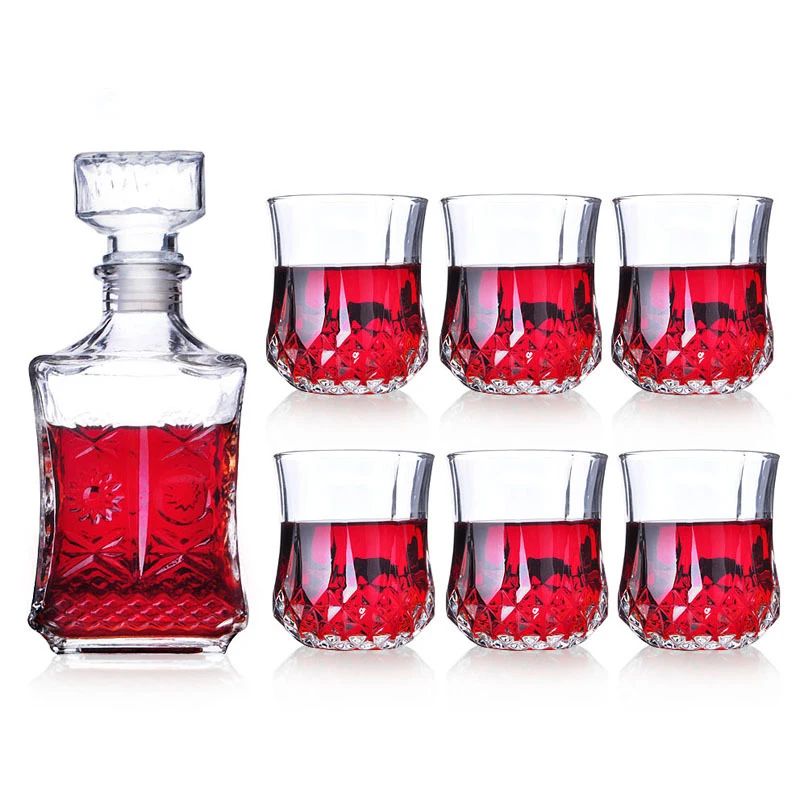 

Hellodream luxury lead-free whiskey decanter set with 6 Pcs whiskey wine glass for Alcohol Bourbon Scotch 7 Pcs Set