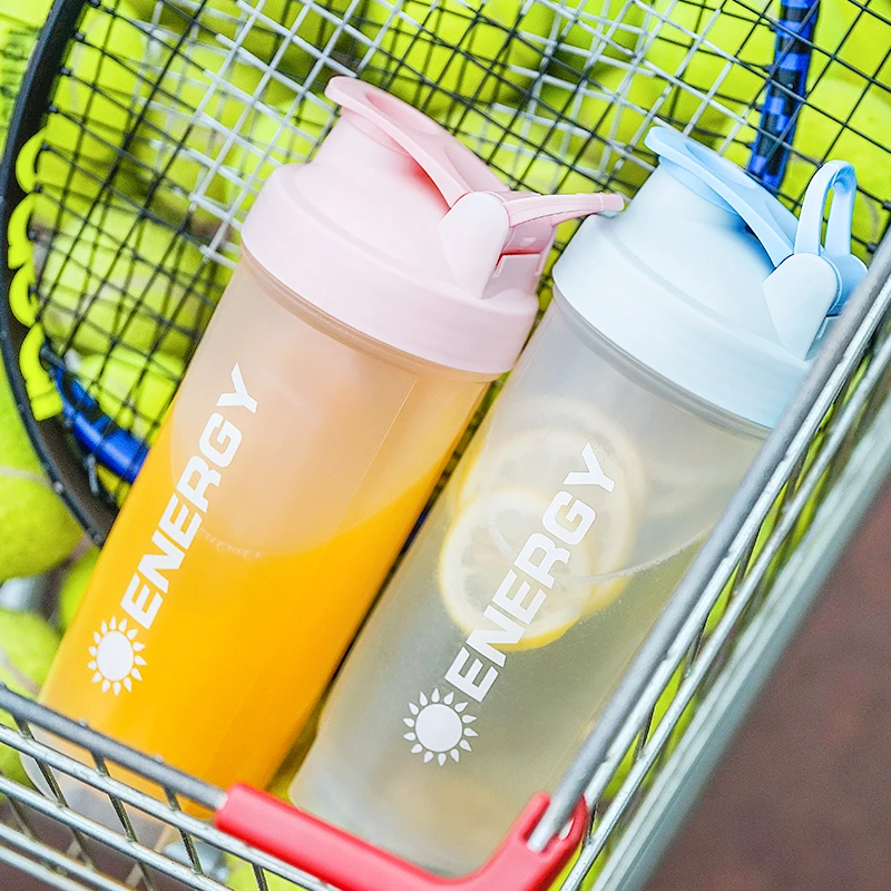 

500/700ml shaker bottle with stirring ball is perfect for protein shakes and pre-workout water bottles without BPA
