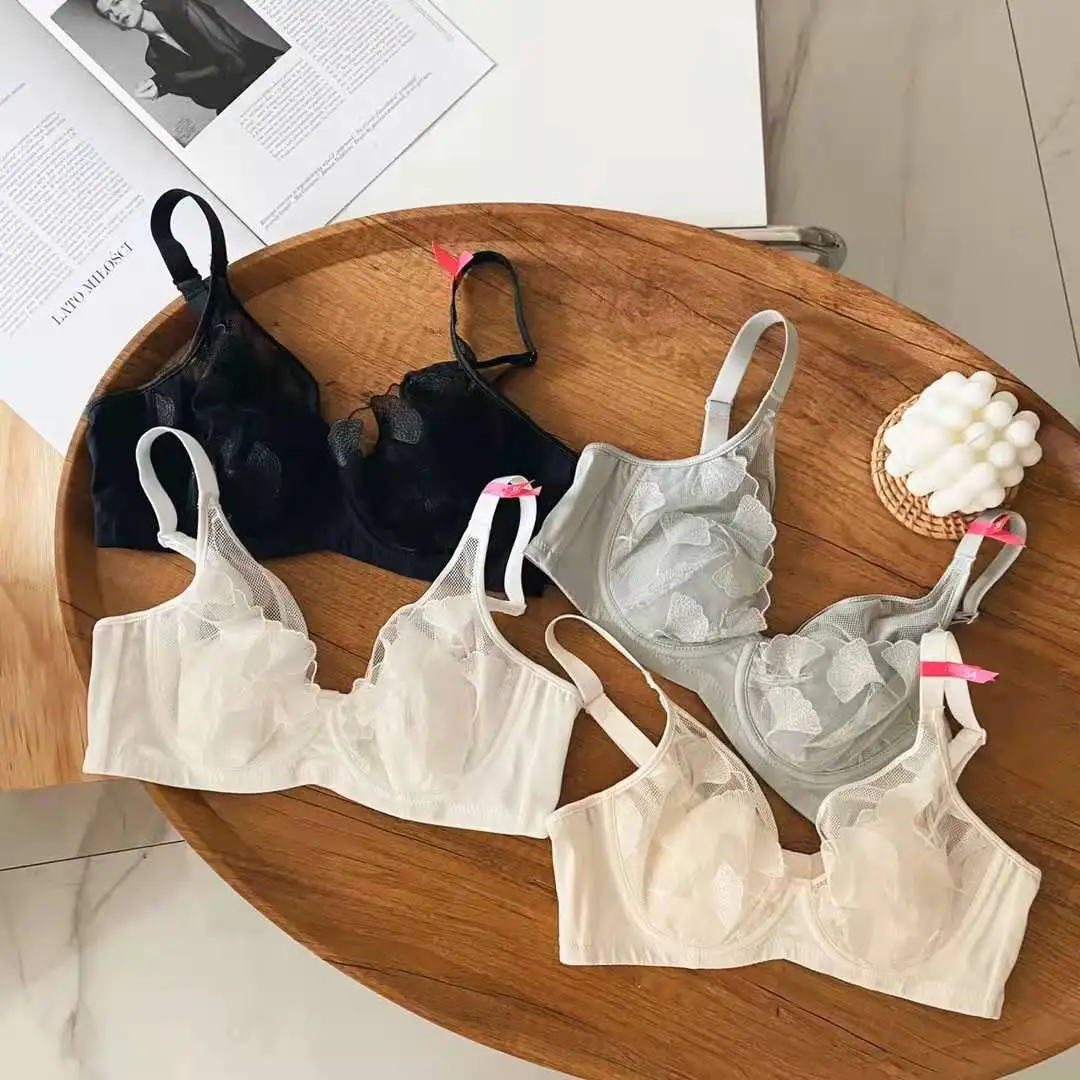 

Высококачественный Ультратонкий комплект с бюстгальтером без губки в стиле листьев гинкго 75-90BC кружевное женское нижнее белье и Комплект т...