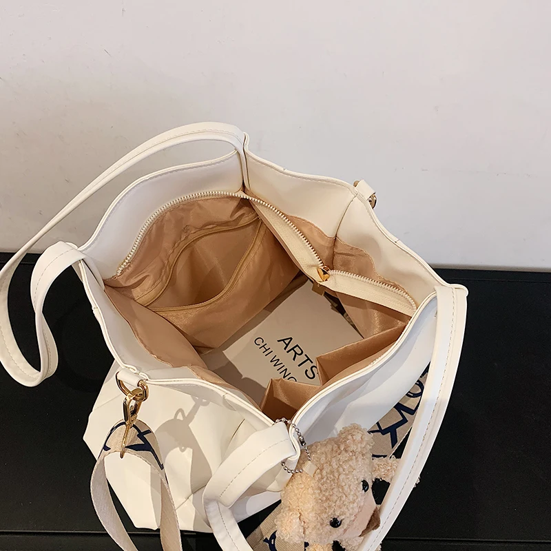 

Quality Soft Pu Leather Female Shoulder Hobo Bag Large Casual Totes Handbag Big Women Wide Strap Shopper Crossbody Bag Grand Sac