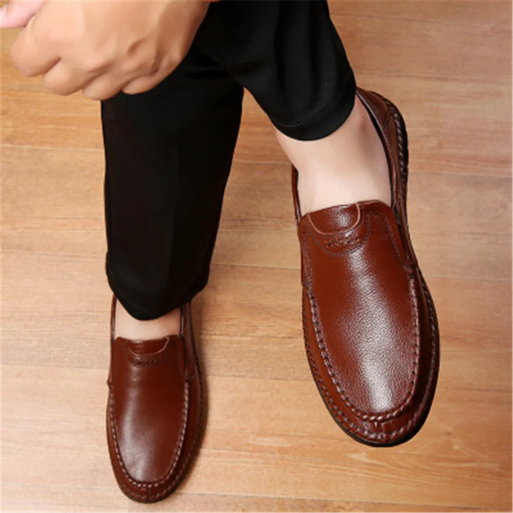 

Genuine Leather Male Casual Shoes 2021 Spring Men's Loafers Moccasins Breathable Slip on Black Brown Driving Shoes Size 38-44
