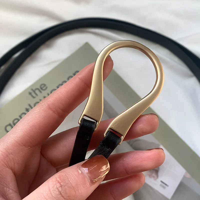 Новая мода кожаный ремень для женщин от дизайнера с металлической пряжкой