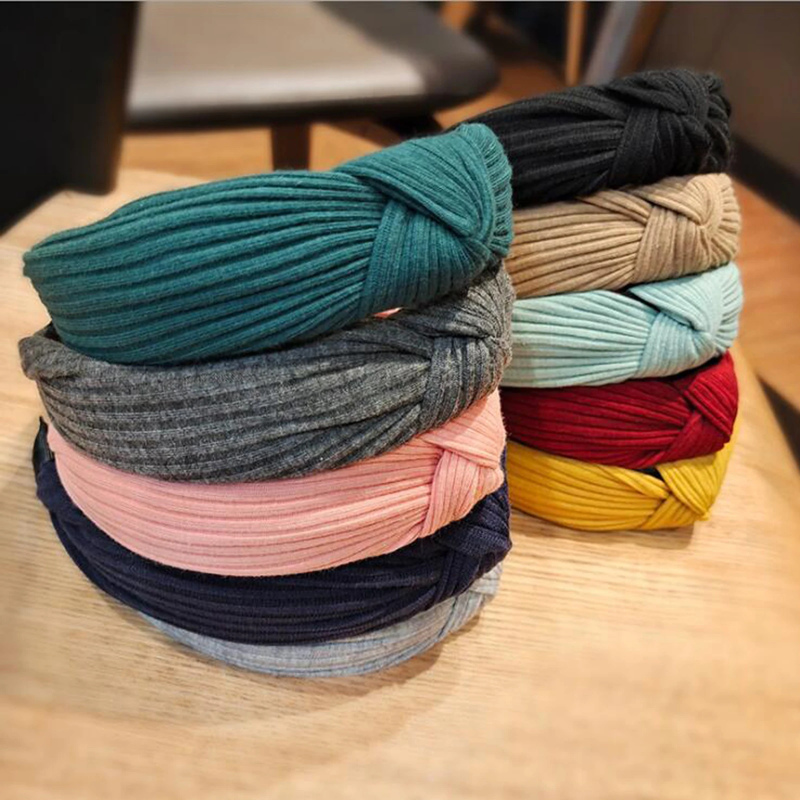 

PROLY New Classic Women Hair Accessories Soft Corduroy Knitted Headband Adult Center Knot Headwear Solid Vintage Headwear