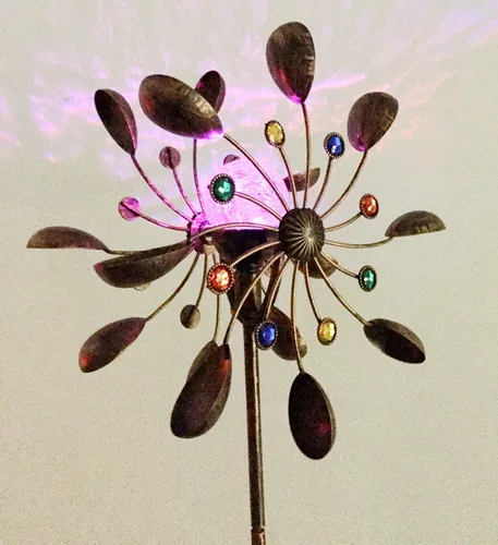 

Creativity Fashion Solar Energy Wrought Iron Windmill Garden Courtyard Hotle Decoration Glass LED Bronze Outdoor Goods Durable