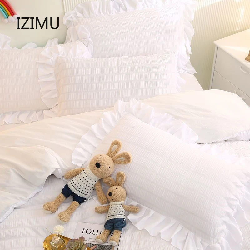 

IZIMU Super Sale White Pillowcase Pillow Case Home Bedding Pillow Cover Pinched Ruffle Design Princess Pillowcases Free Shipping