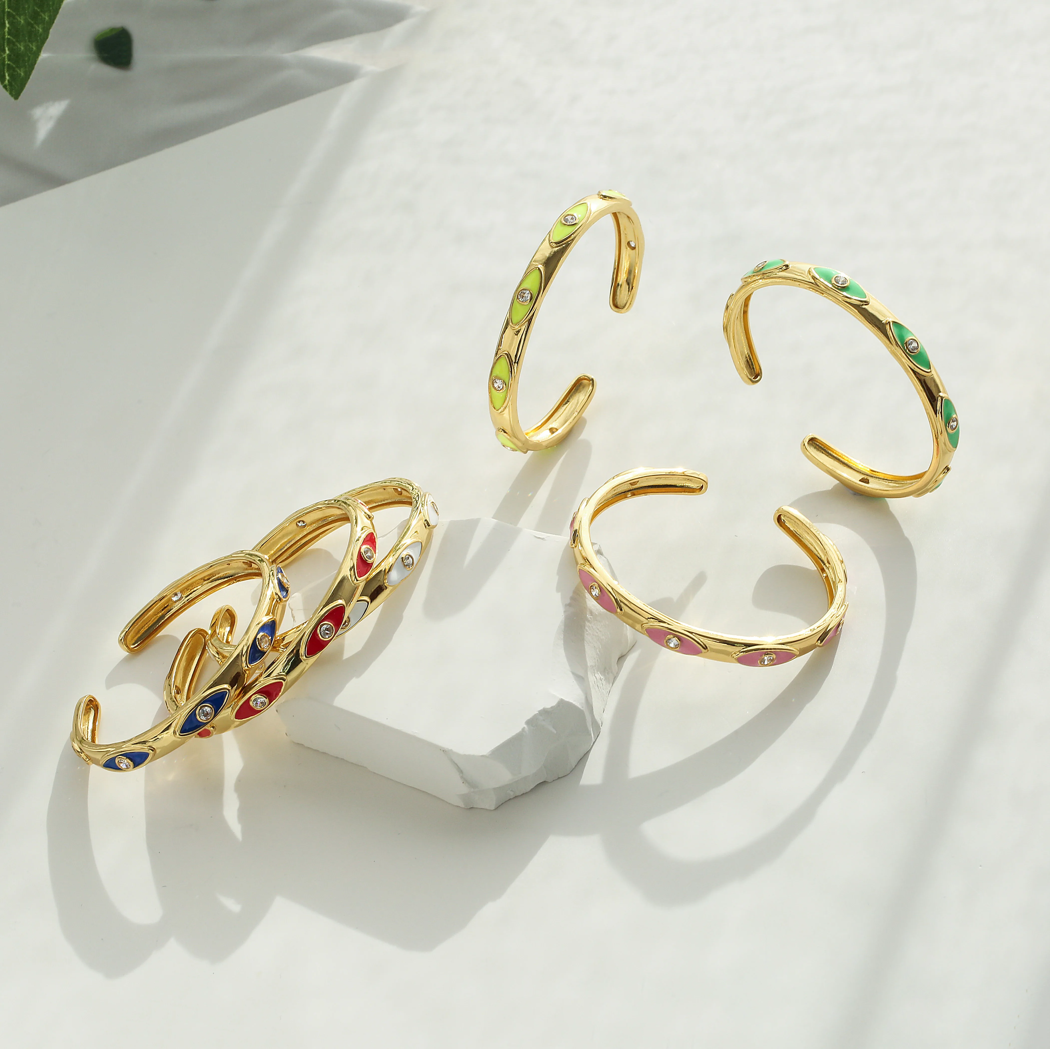 

HECHENG，Eyes Colorful Bracelet,18K Gold Plated Wide Open Bangeles Geometric Bracelet For Women Girls