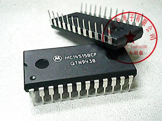 

5pcs MC14515BCP 4515