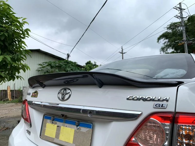 Использовать для Toyota corolla спойлер 2006 07 08 09 10 11 12 13 лет Глянцевая углеродное волокно/FRP заднее крыло R стиль спортивные аксессуары